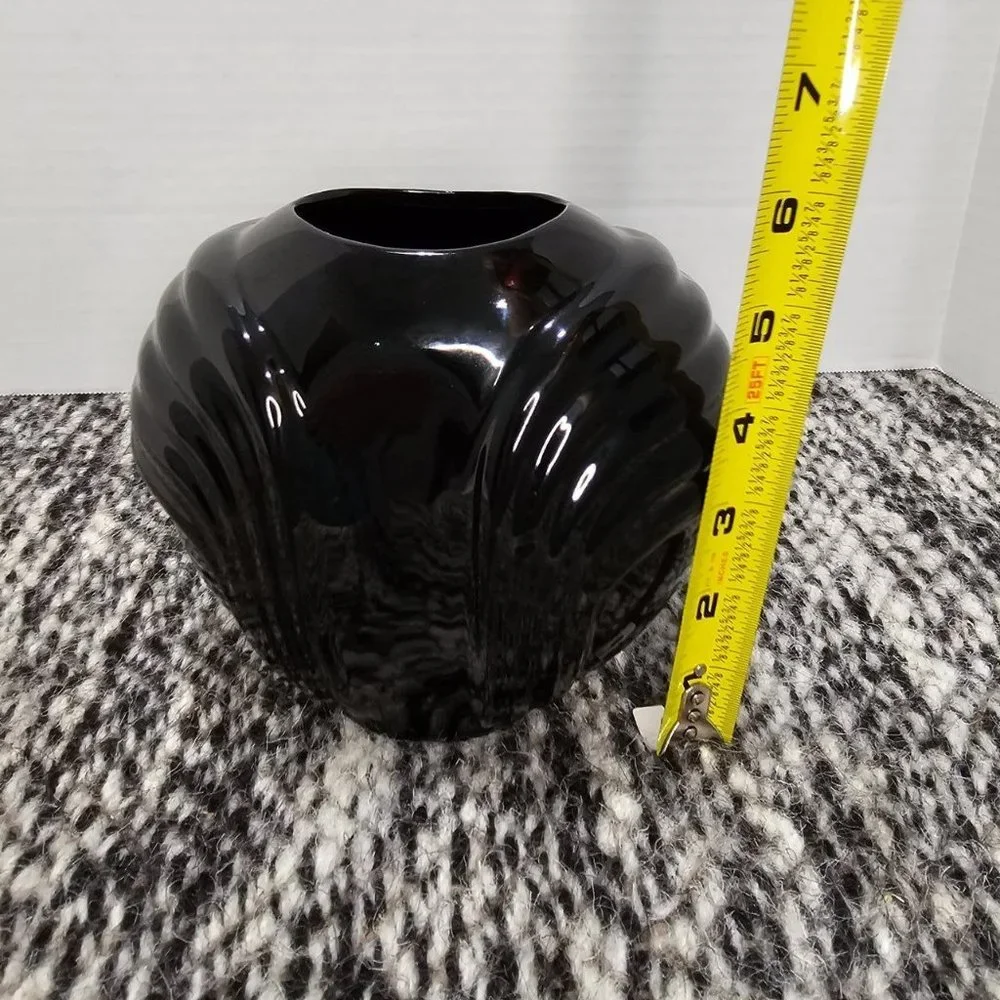Vintage Frankel 1980's Art Deco Ceramic Vase‎